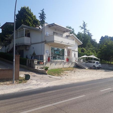 Villa Dolce Brezza Montesilvano Marina Esterno foto